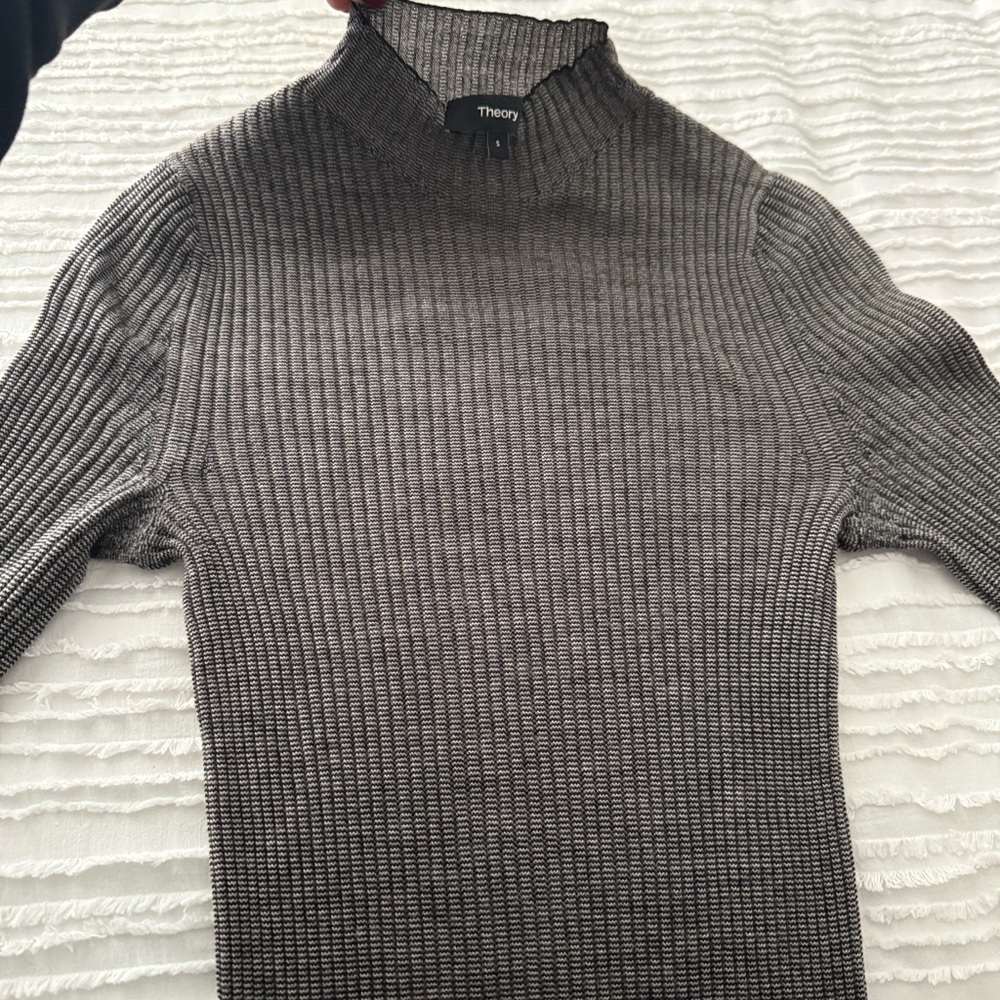 Theory Gray Ribbed Sweater - Picture 8 of 8